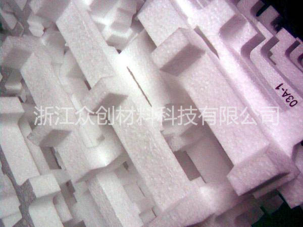 epp防靜(jing)電包裝材(cai)料
