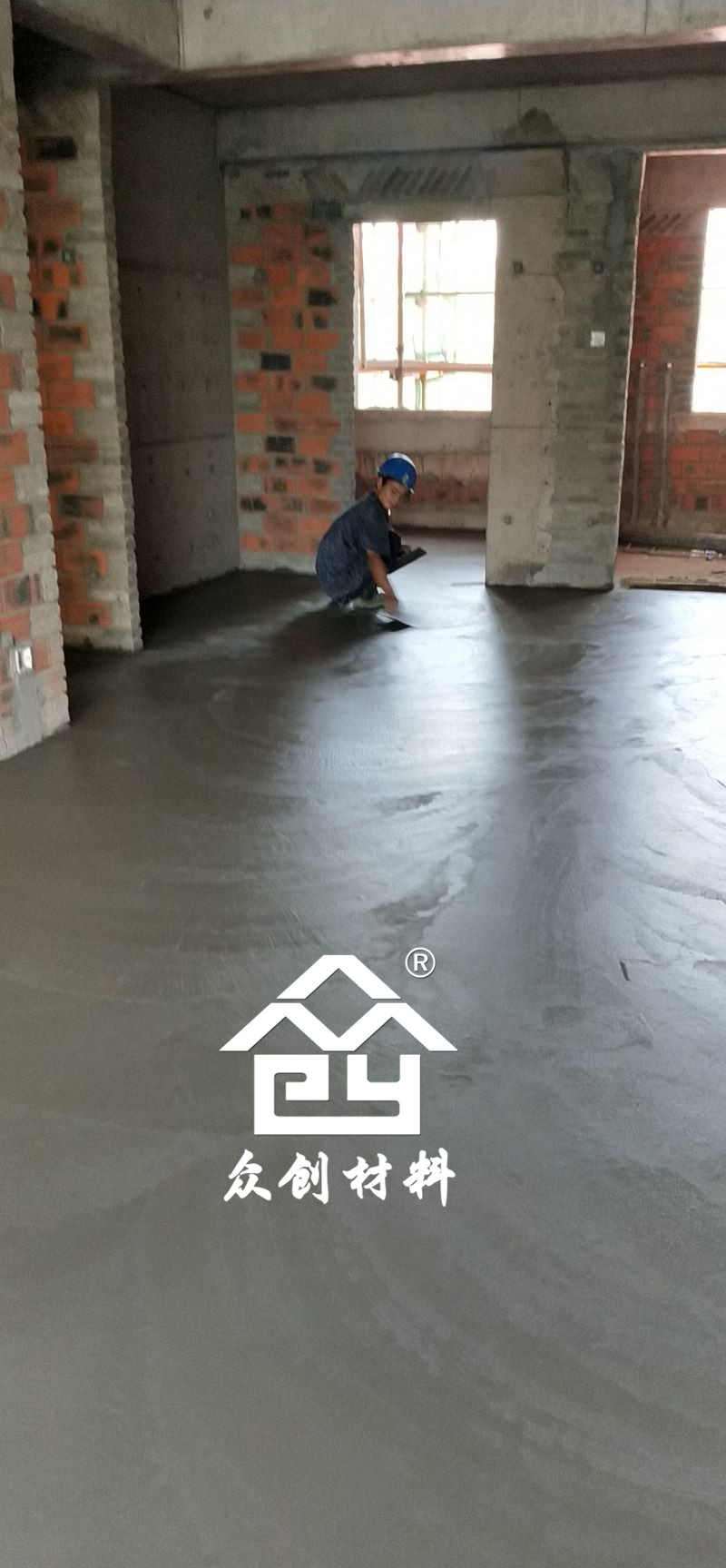 HKS改性聚丙烯保(bao)溫隔聲闆現場(chǎng)施工現場-抹平(ping)